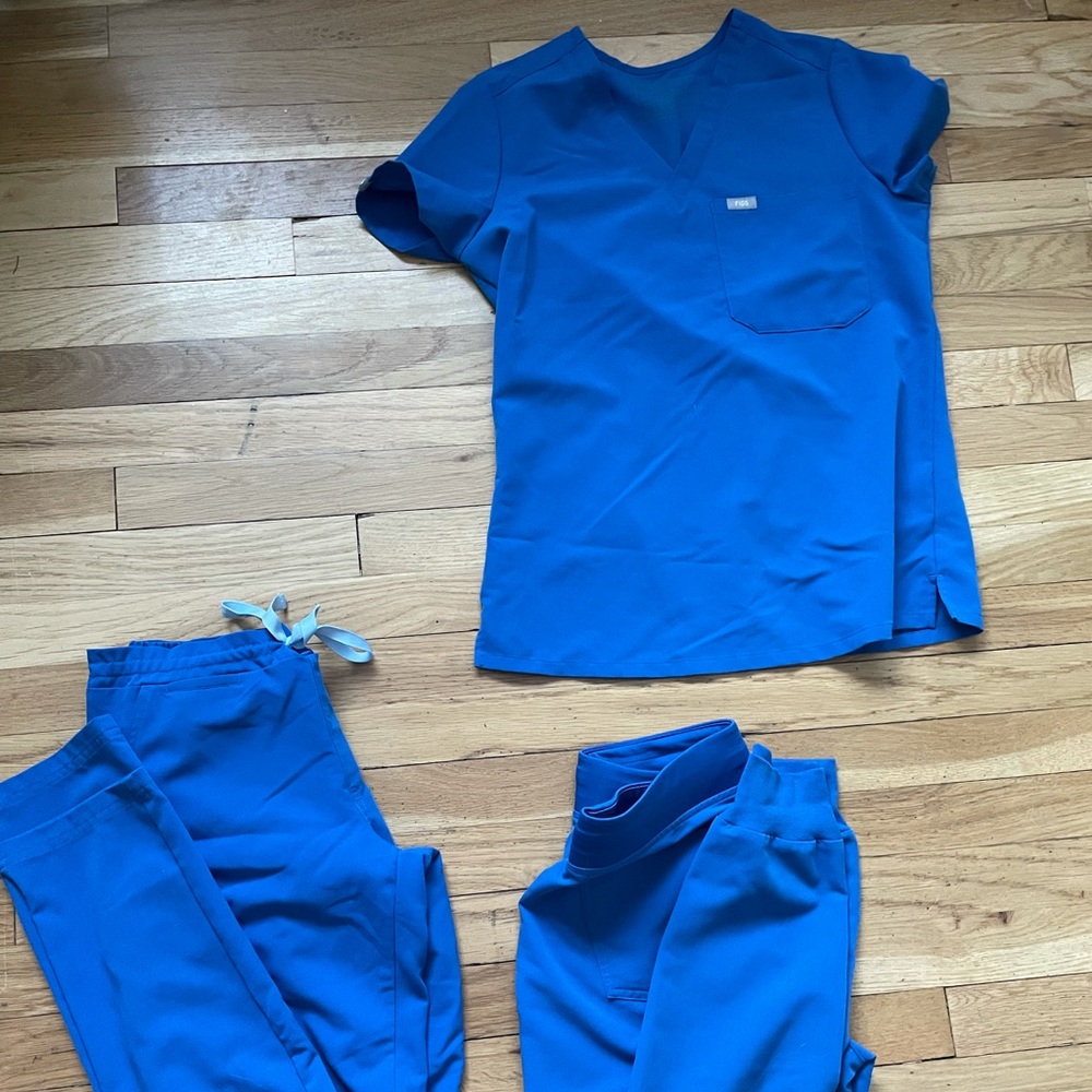 EUC Royal Blue Figs XS Catarina, Yola, & Zamora